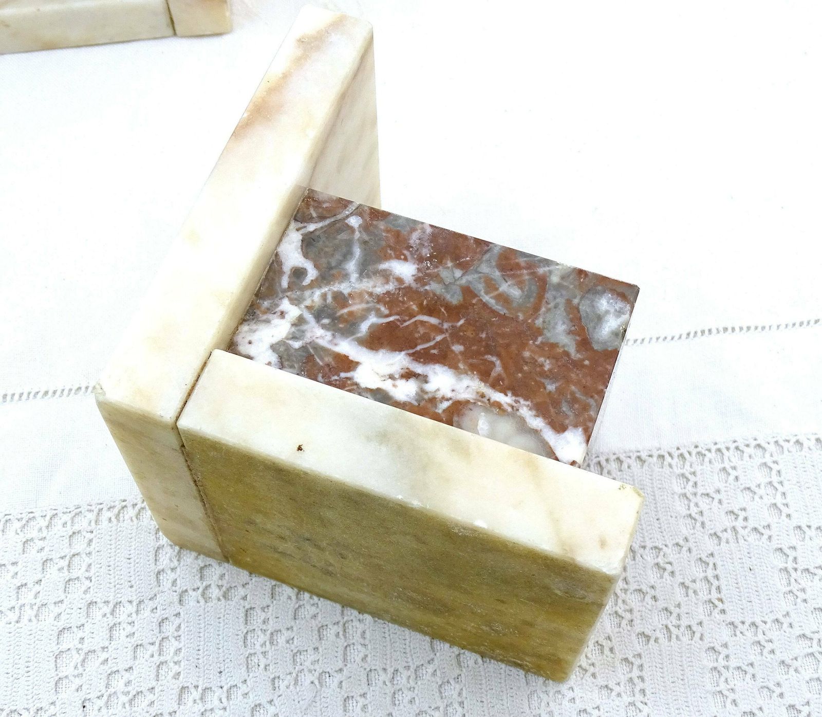 Vintage French Art Deco Veined Marble Bookends With Vide Poche, Retro Stone Book Ends From France, Geometric Library Item In White And Brown photo vinterior