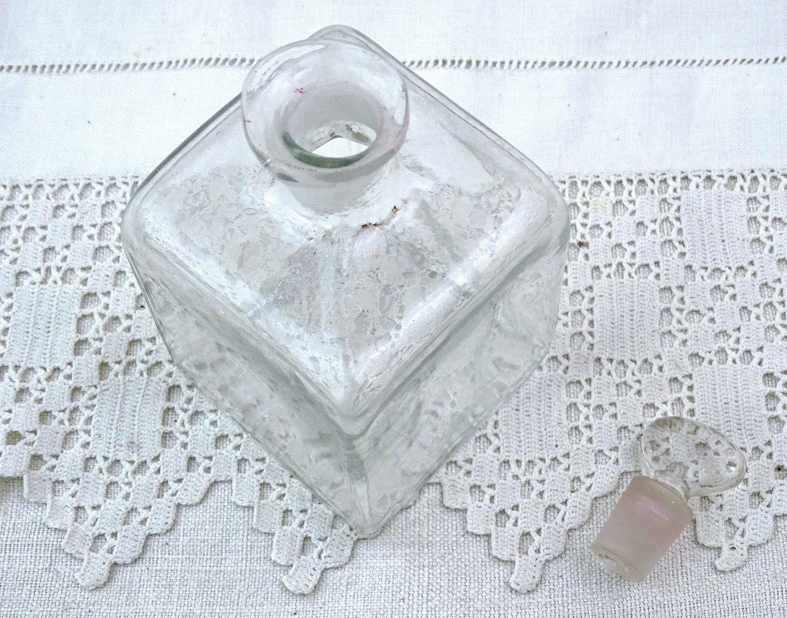 Antique French Mold Blown Clear Glass Square Shaped Bottle With Original Stopper, Rare Curio Victorian Glassware From France, Brocante Style photo vinterior