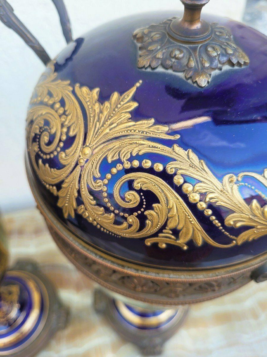Home Decor In The Style Of Sèvres, Pair Of Covered Porcelain Vases, 19th Century photo
