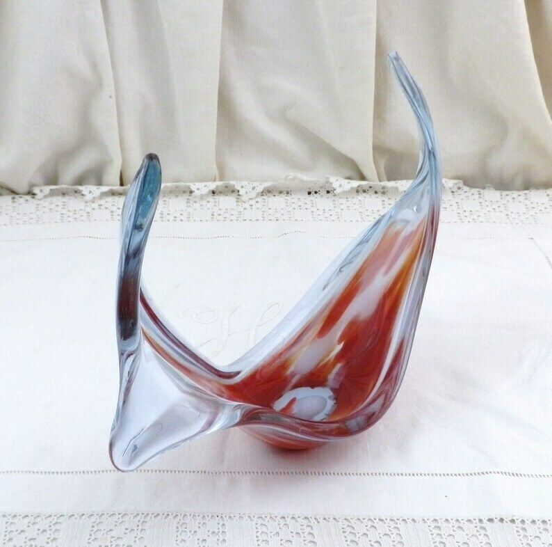 Vintage Mid Century Neodymium Alexandriet Kunstglas Tafelsculptuur / Schaal In Paars En Rood photo vintage