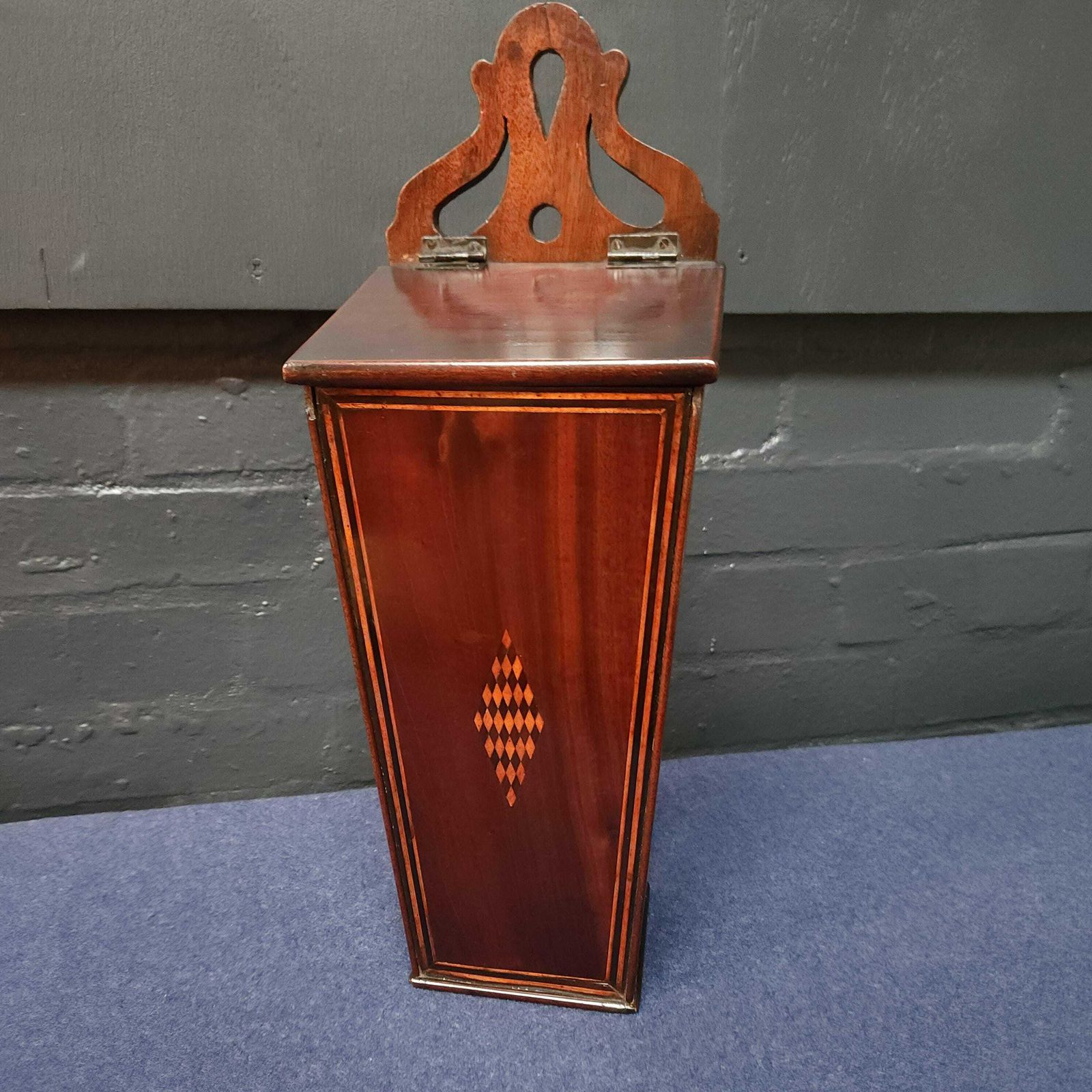 Inlaid Mahogany Georgian Candle Box. Circa Late 18thc