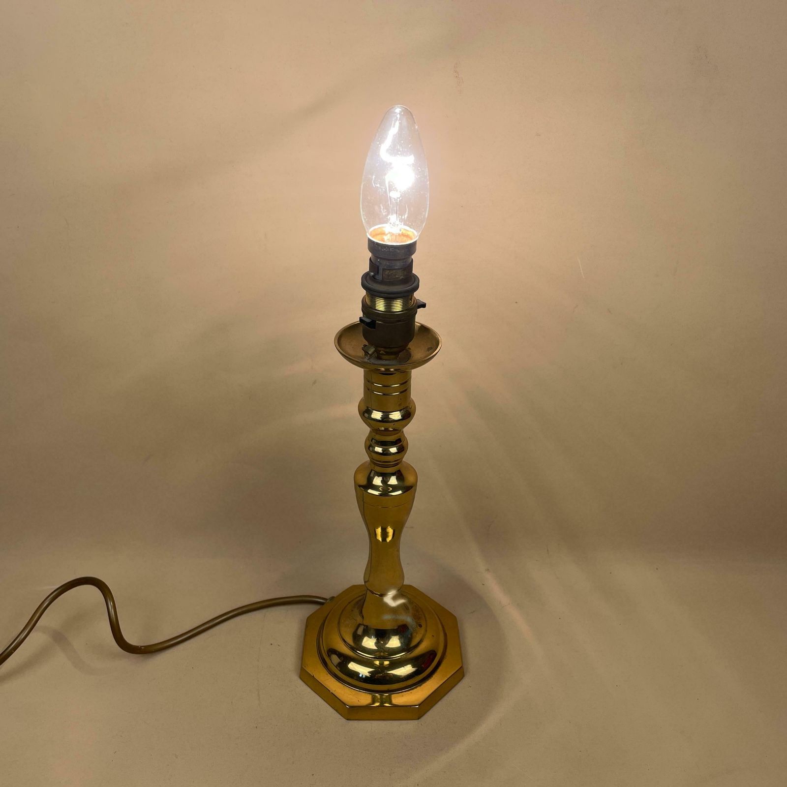 Antique Vintage Metal Gold Brass Lamp Light Bedside Side Table Desk Column Pillar Ornate Lamps Octagon Base Cottage photo buy