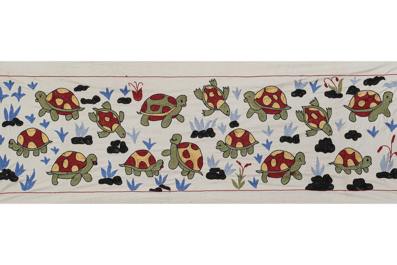 Handmade Suzani Tortoise Design Table Runner   Embroidered Turkish Decor   Unique Bohemian Home Accent 1'6'' X 4'6'' photo vintage