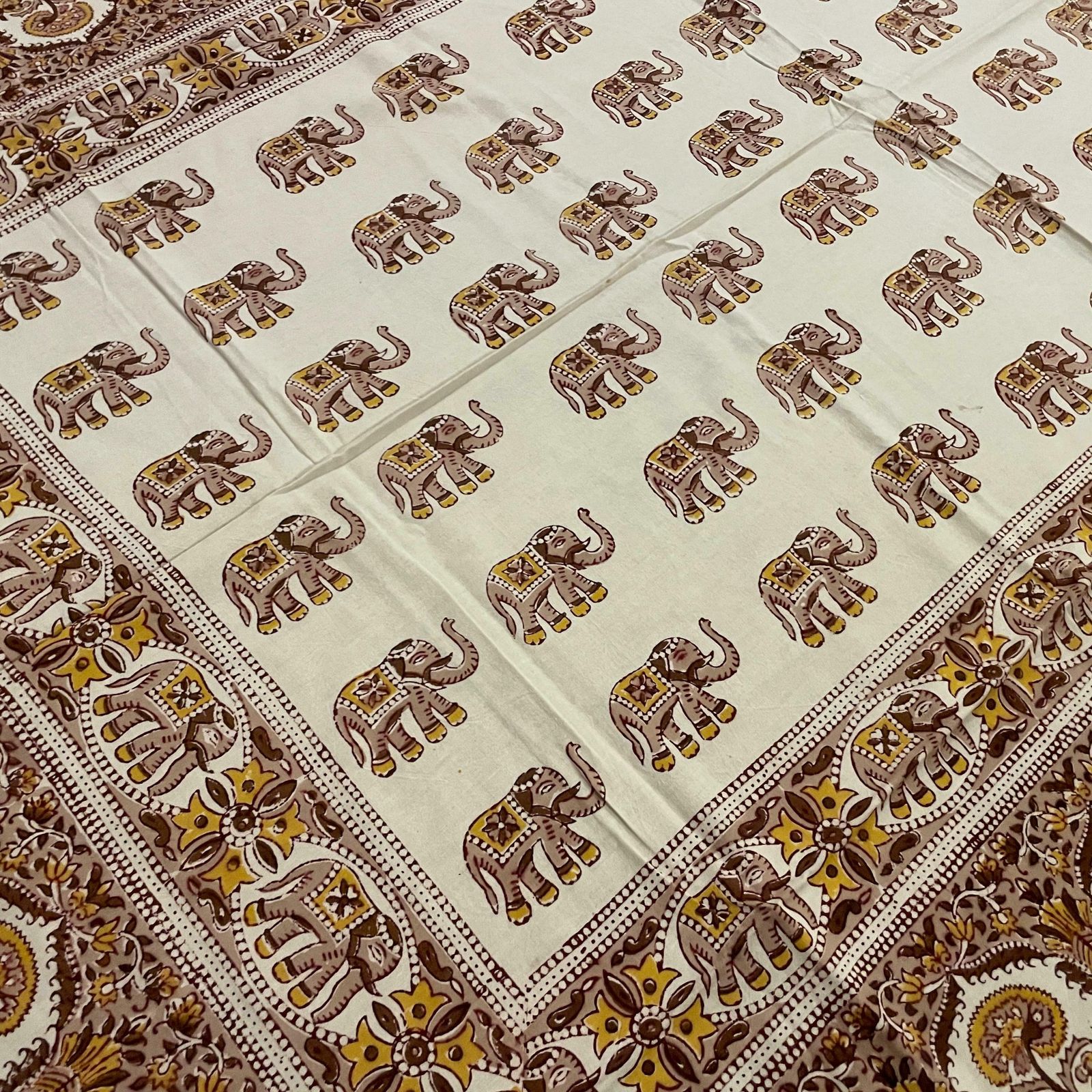 photo furniture Hand Printed Indian Fabric 147x213cm Elephant Pattern Block Pink White Tapestry Cotton Handmade Craft Dress Making Traditional Cloth India