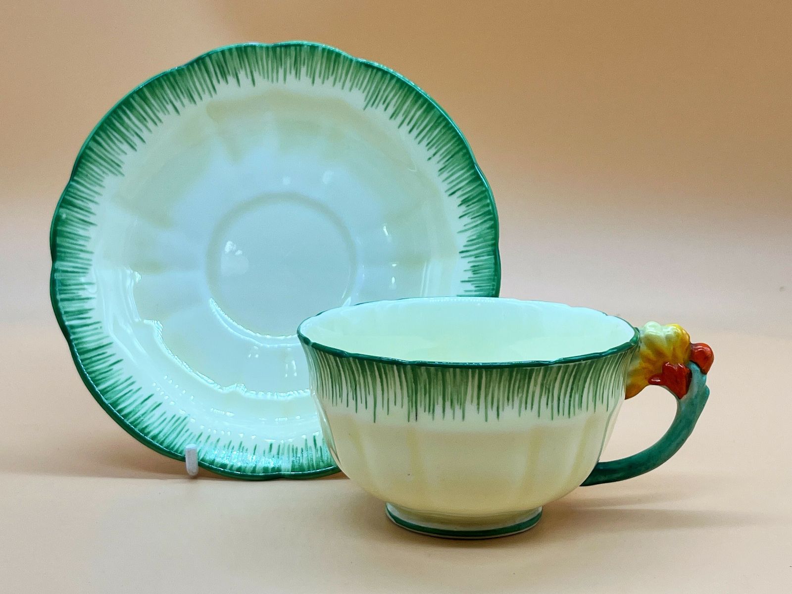 photo furniture Antique Crown Staffordshire China Marigold Handle Tea Set For 2. 768602.