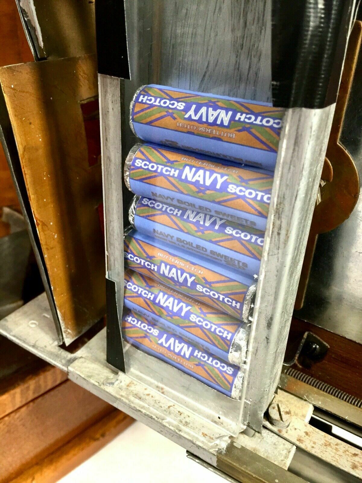 Antique 1960s Oliver Whales Win A Navy Scotch Arcade Coin Operated Penny Machine photo buy