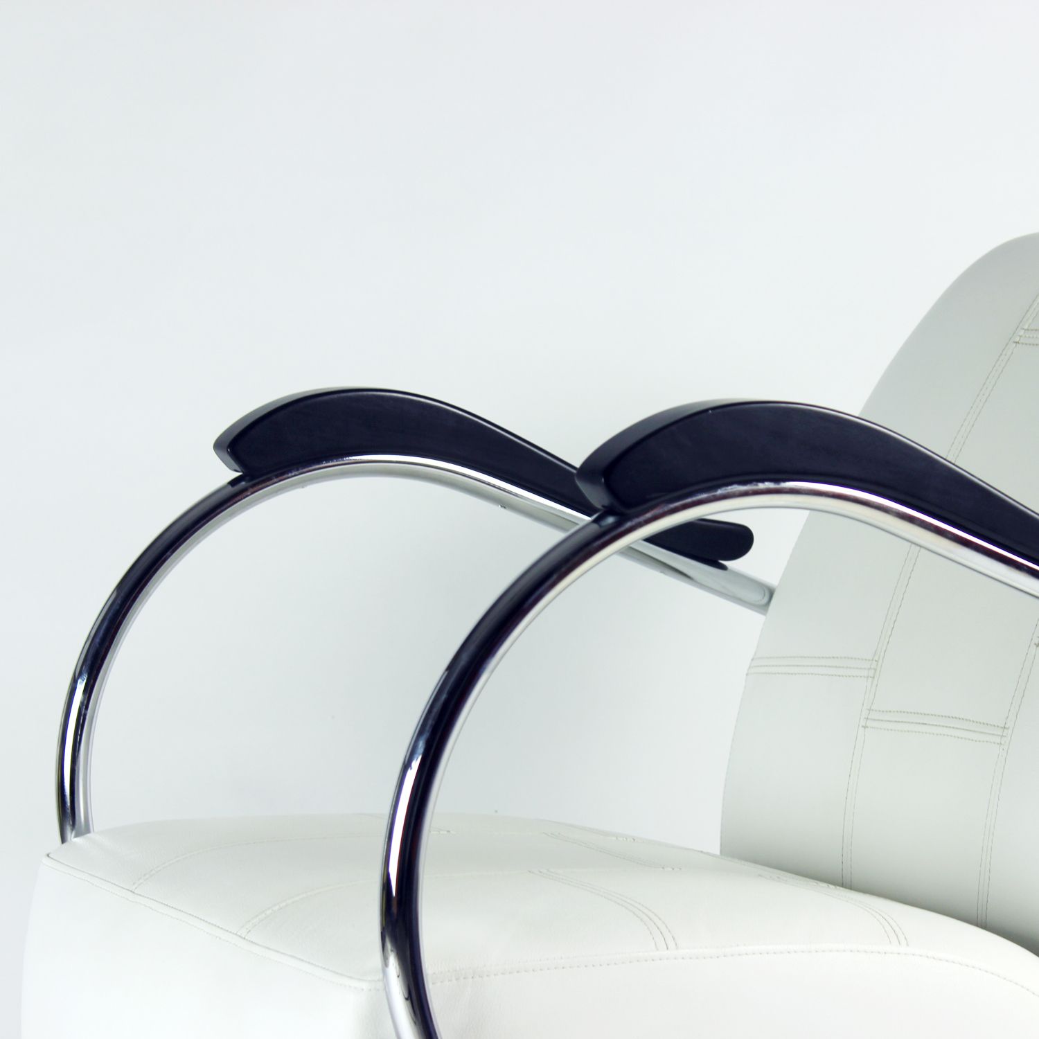 photo vintage 1930s Chrome & Leather Armchair By Hynek Gottwald, Czechoslovakia