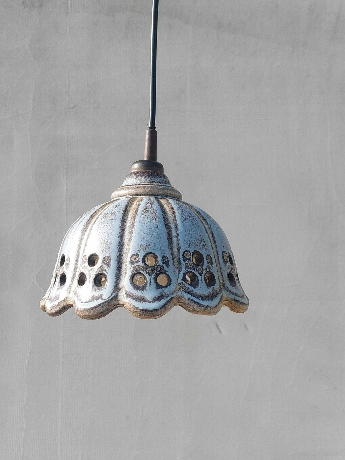 Vintage Ceramic Chandelier/Ceramic Chandelier /Mid Century Ceramic Chandelier /Mid Century Pendant Lamp / Ceramic Vintage Pendant Lamp /80'sl photo vinterior