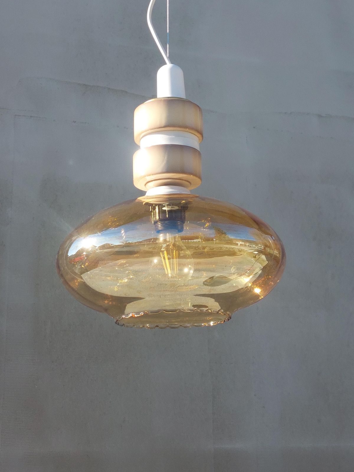 Retro Pendant Light / Retro Ceiling Light / Retro Lighting / Ufo Pendant Light / Space Age /Space Age Pendant Lamp / Mcm Pendant Light /70's photo furniture