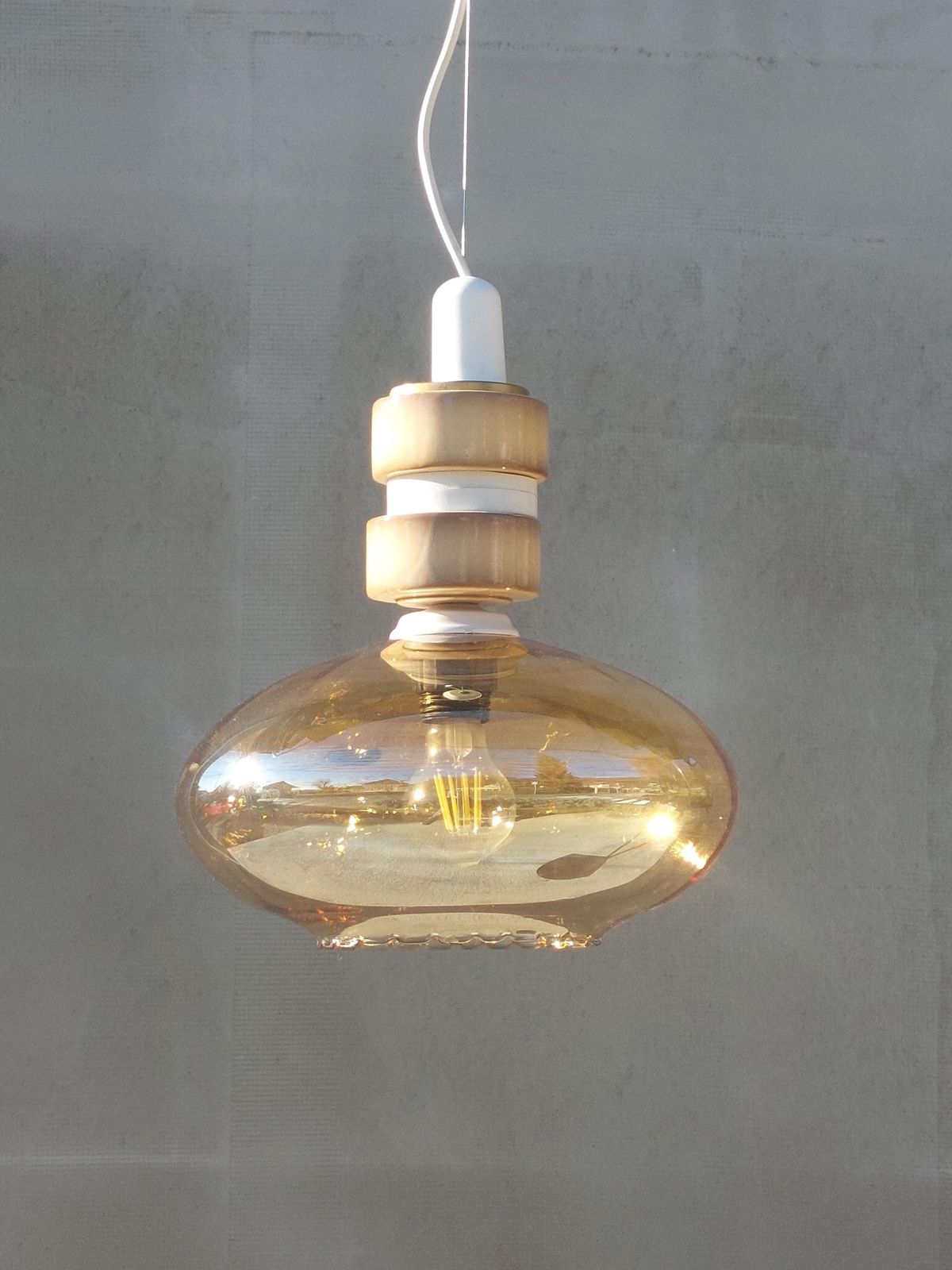 Retro Pendant Light / Retro Ceiling Light / Retro Lighting / Ufo Pendant Light / Space Age /Space Age Pendant Lamp / Mcm Pendant Light /70's photo Lighting