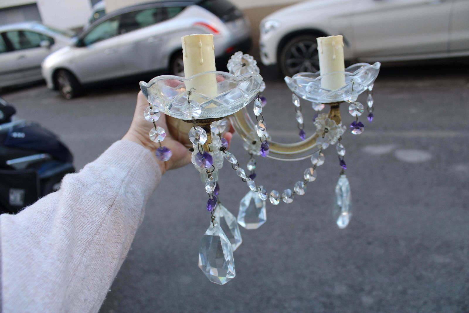 photo vinterior Pair Of Maria Theresa Mid Century Crystal Wall Lamps