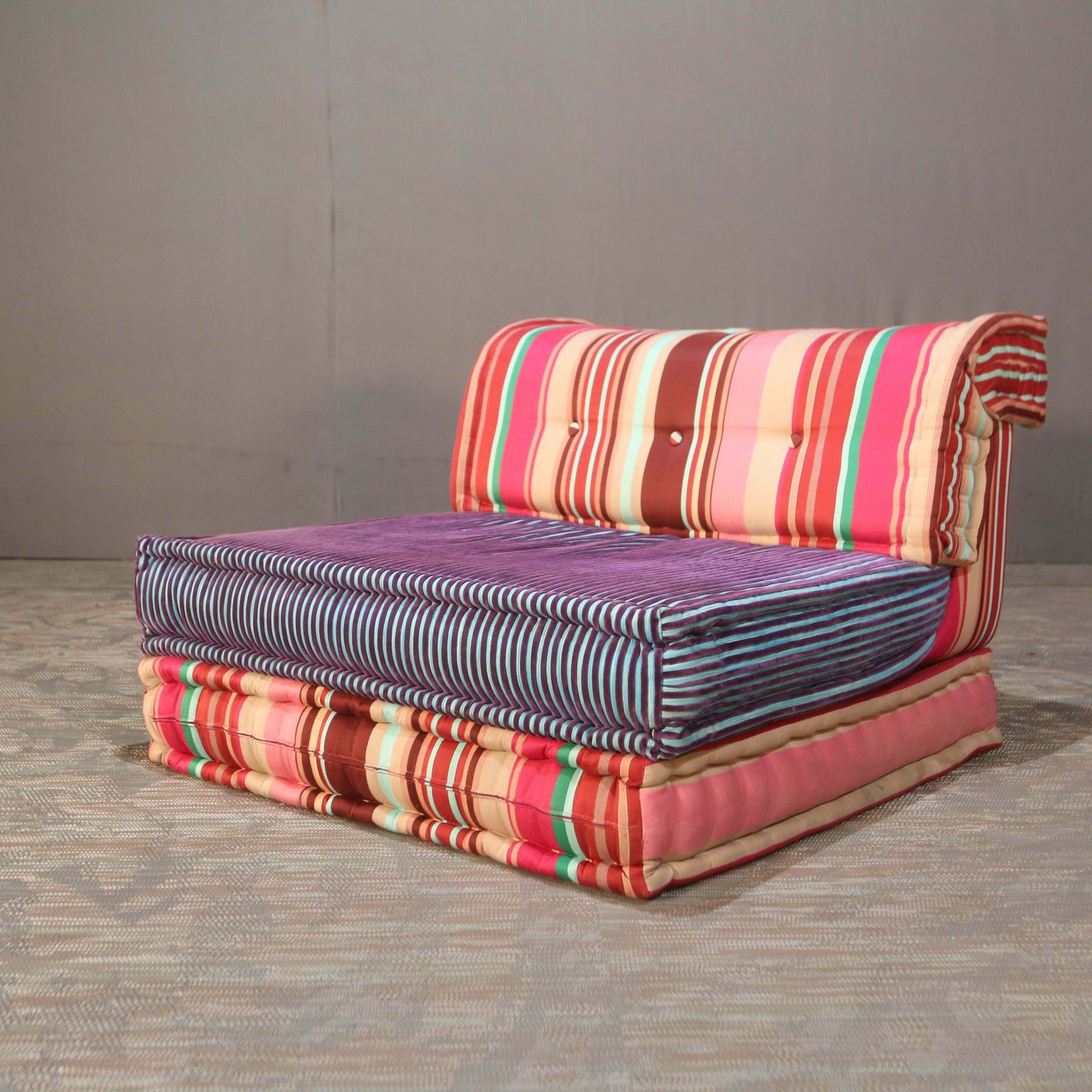 photo vintage Customise Your Own Roche Bobois Mah Jong Sectional Sofa   Set Of Six