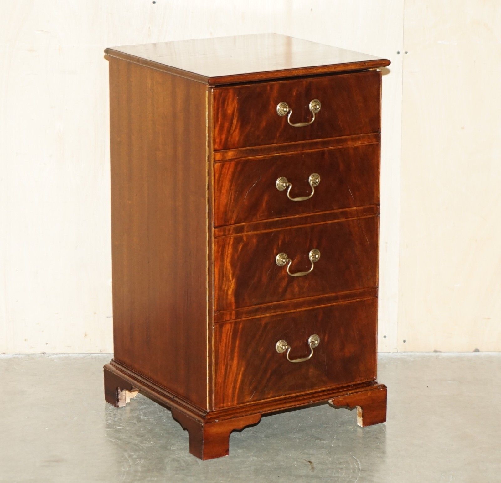 Vintage Mid Century Modern Flamed Mahogany Record Player Media Cabinet photo furniture