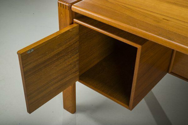 photo vinterior Mid Century Teak Freestanding Desk From Gv Møbler, 1960s