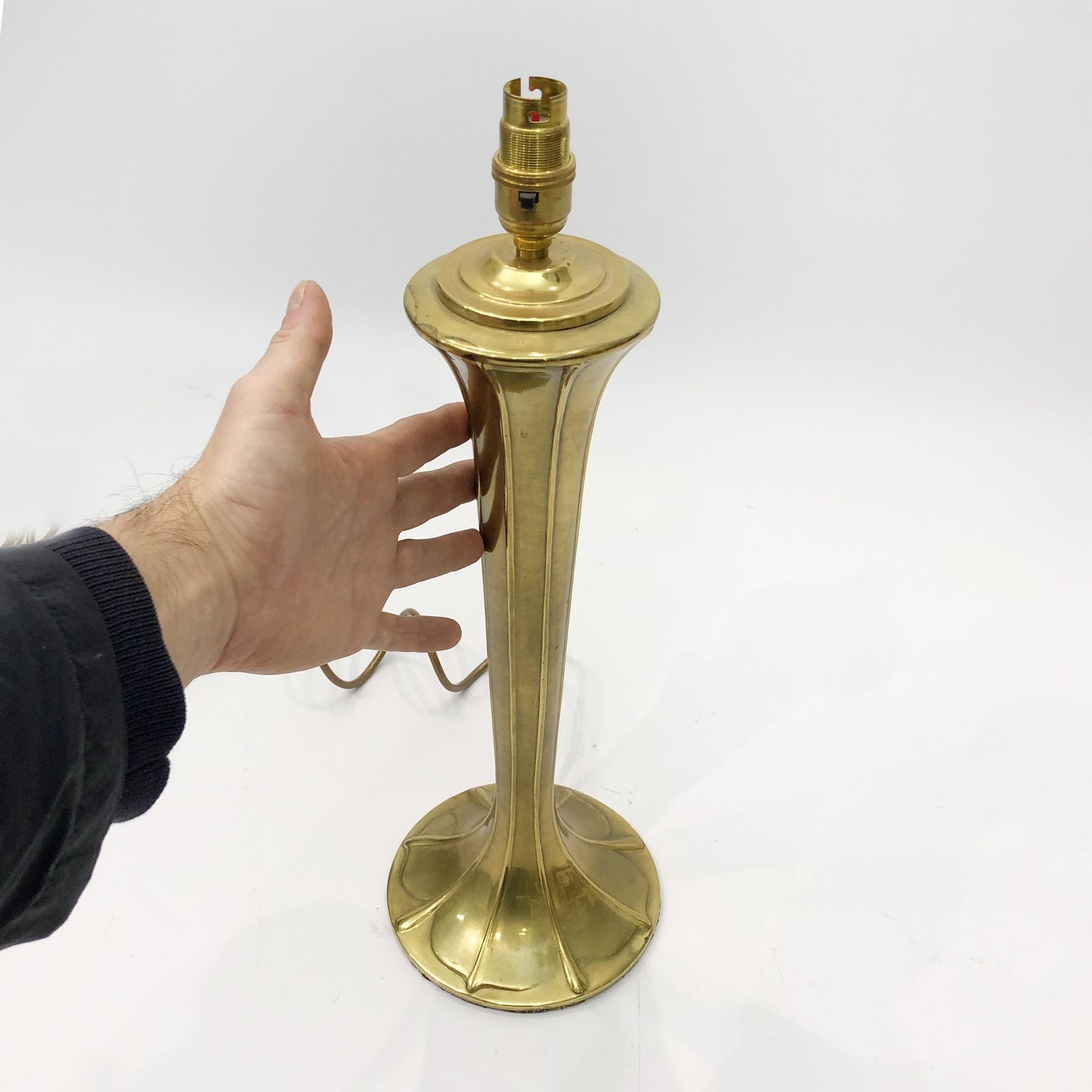Brass Art Nouveau Style Table Lamp 1970s Glamour Chic Jugendstil Light photo furniture