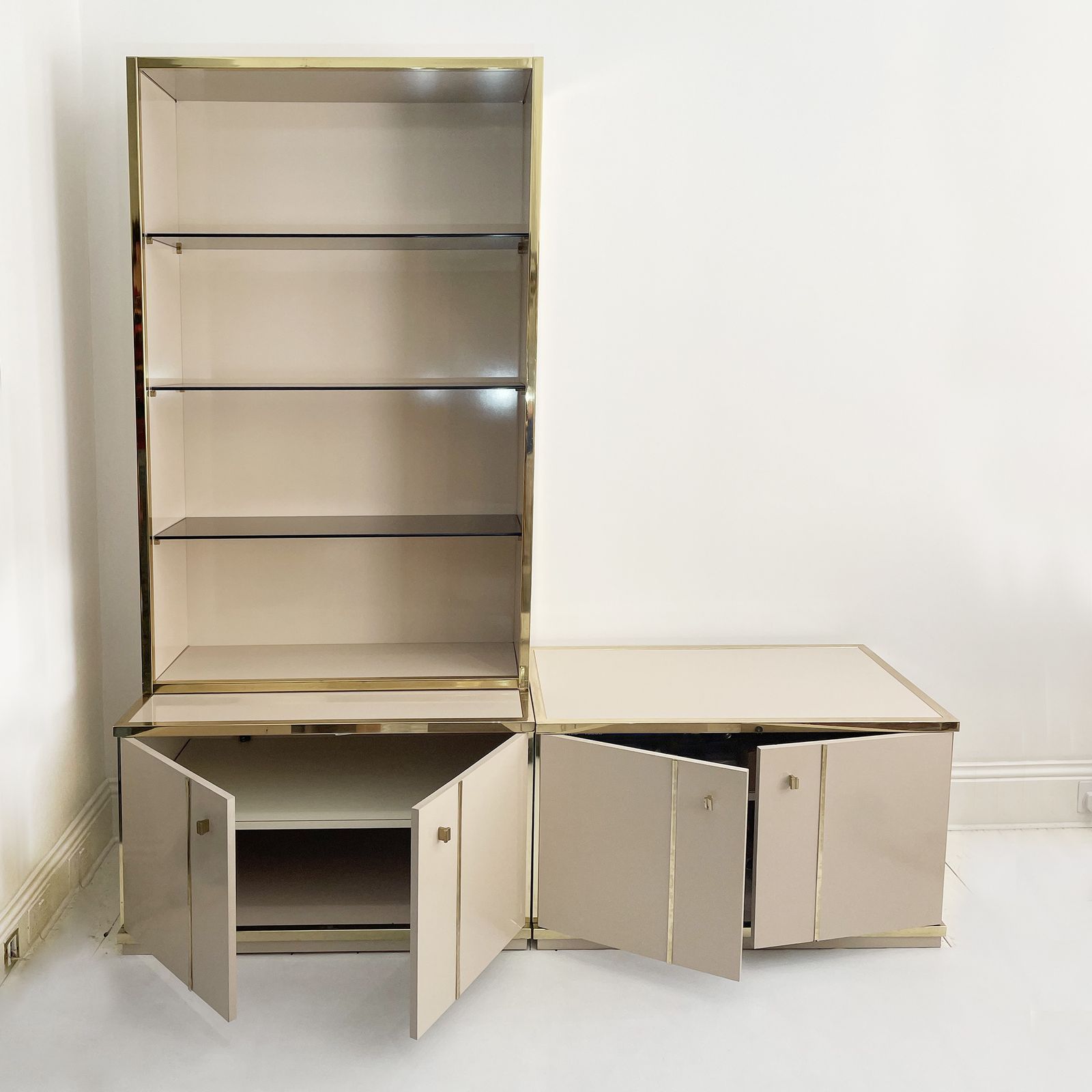 Furniture Renato Zevi Beige Brass Display Cabinet 70s Hollywood Regency Midcentury Glass photo