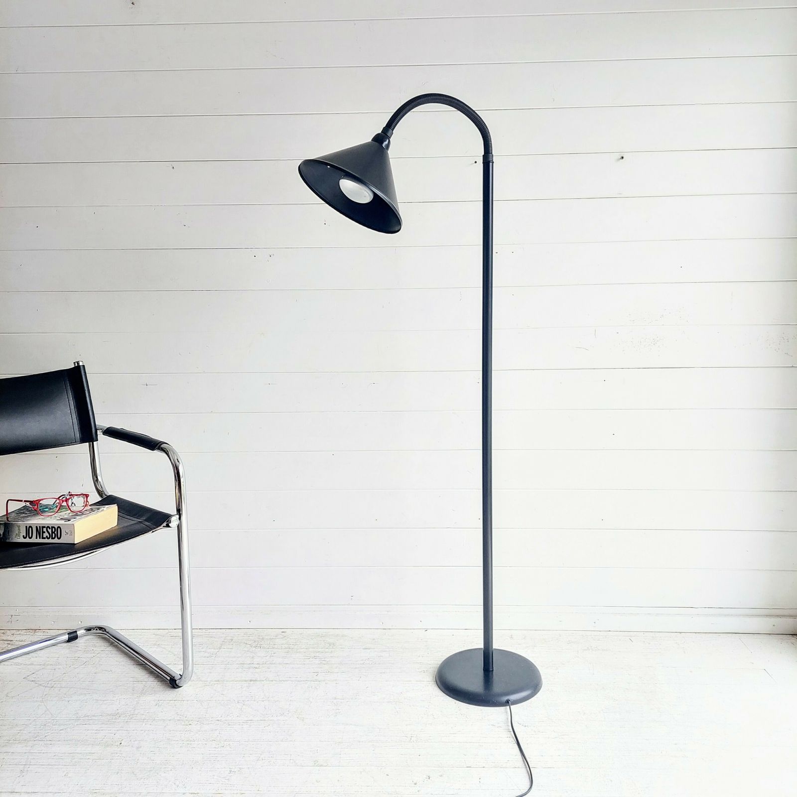 Mid Century Vintage 80s Black Metal Gooseneck Floor Lamp Memphis Adjustable Reading Light