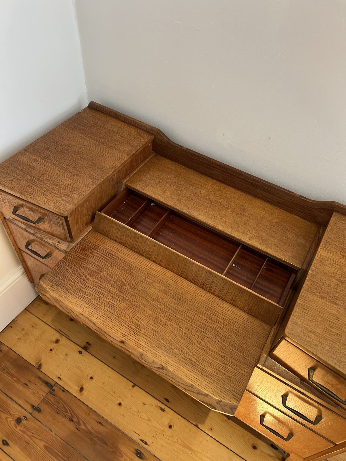 Mid Century Lebus Oak Chest Of Drawers photo vinterior