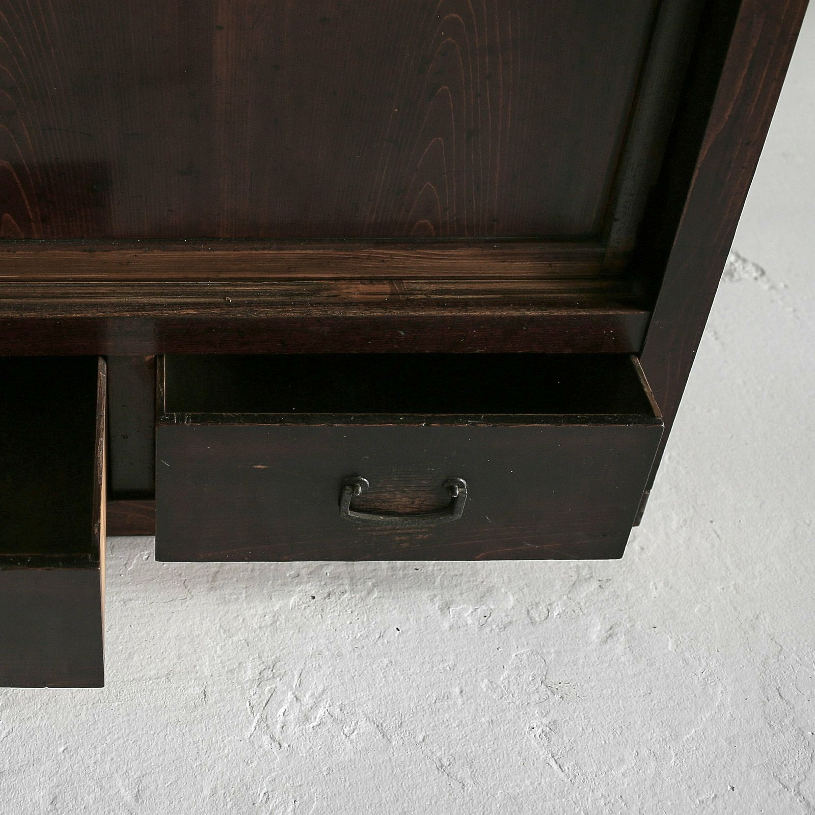 photo furniture Large Early Meiji Period Japanese Tansu/Sideboard