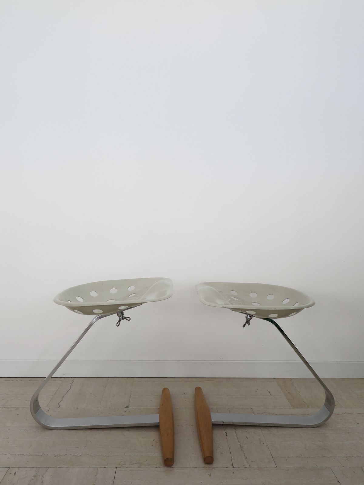 Italian "Mezzadro" Design Achille E Pier Giacomo Castiglioni For Zanotta Stools, 1960s photo Furniture