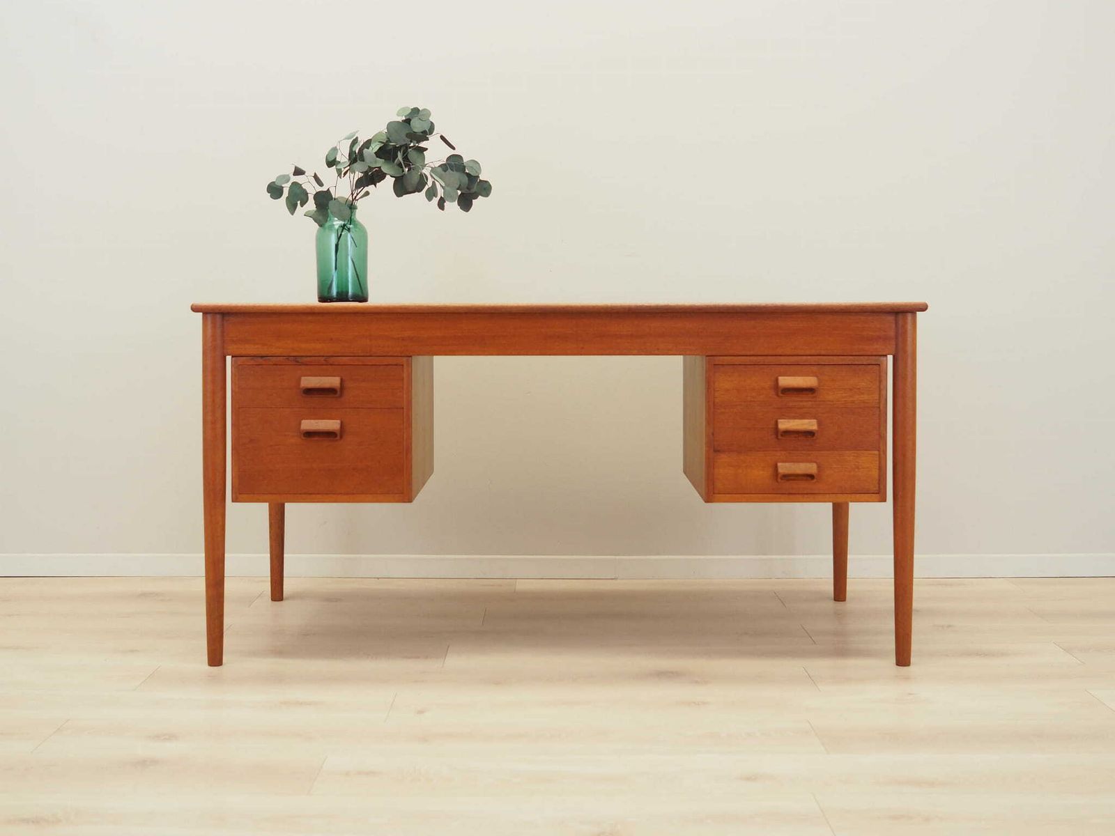 Teakhouten Bureau, Deens Design, Ca. Jaren 1960, Ontwerper: Børge Mogensen, Fabrikant: Søborg Møbler photo furniture