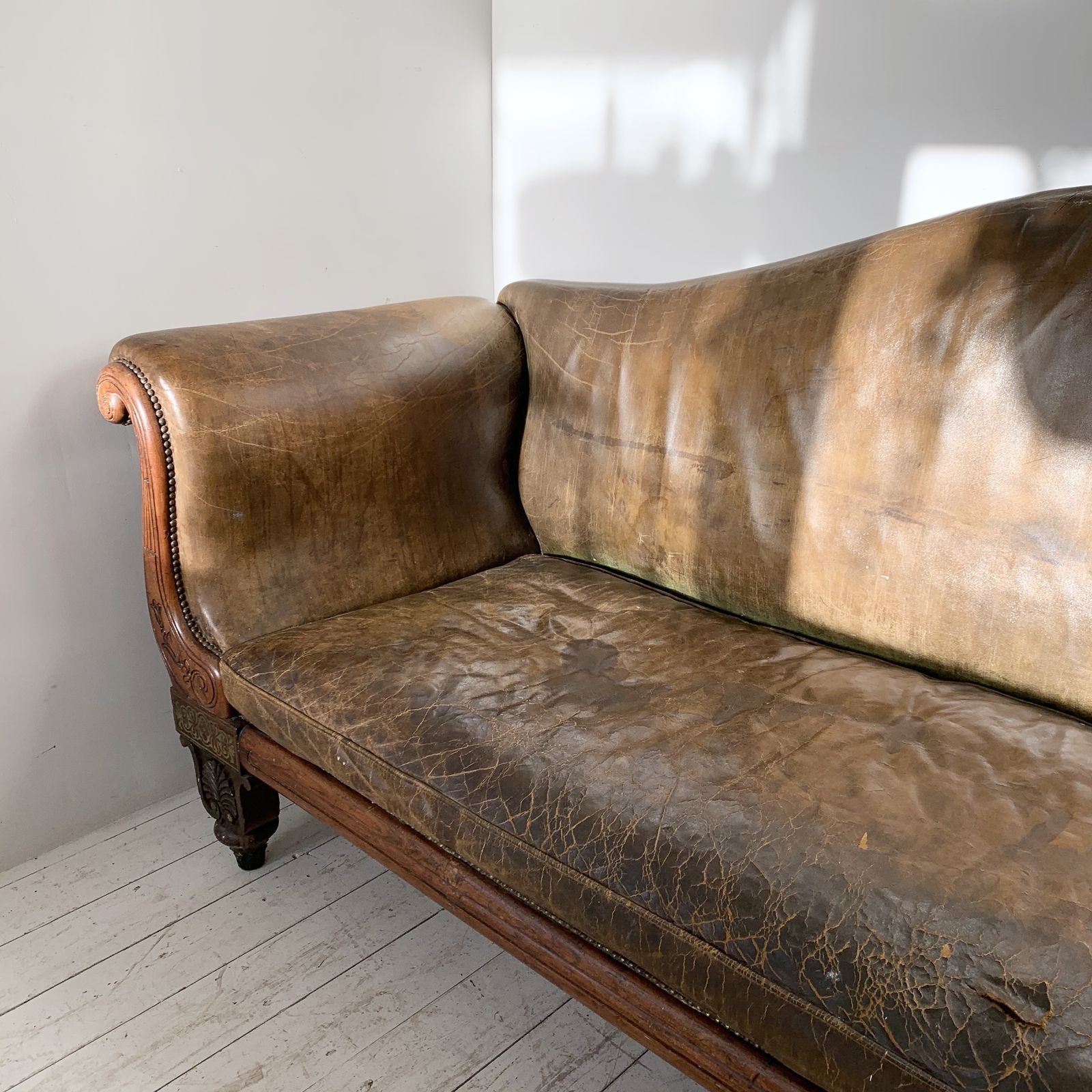 Early 19th Century Regency Brass Inlaid Rosewood Leather Couch photo buy