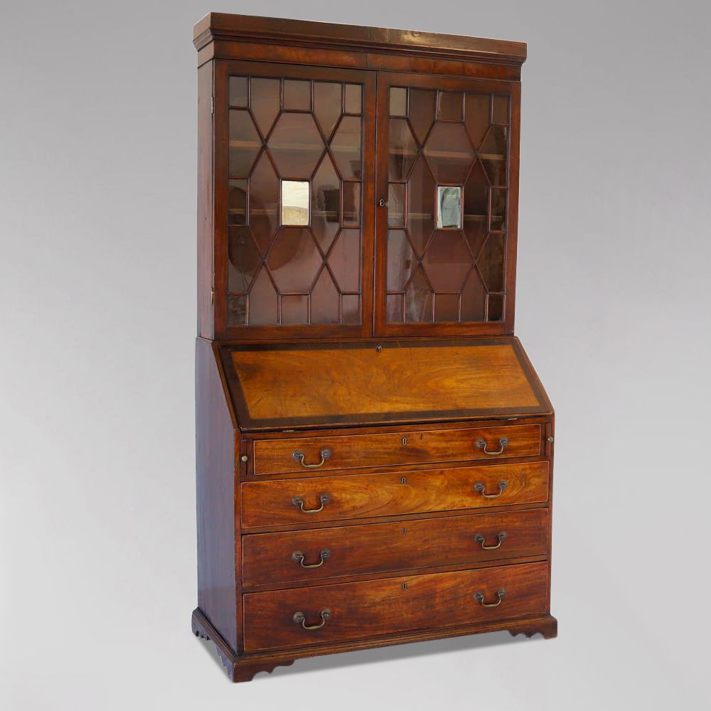 photo vinterior 18th Century George III Period Mahogany Country House Bureau Bookcase