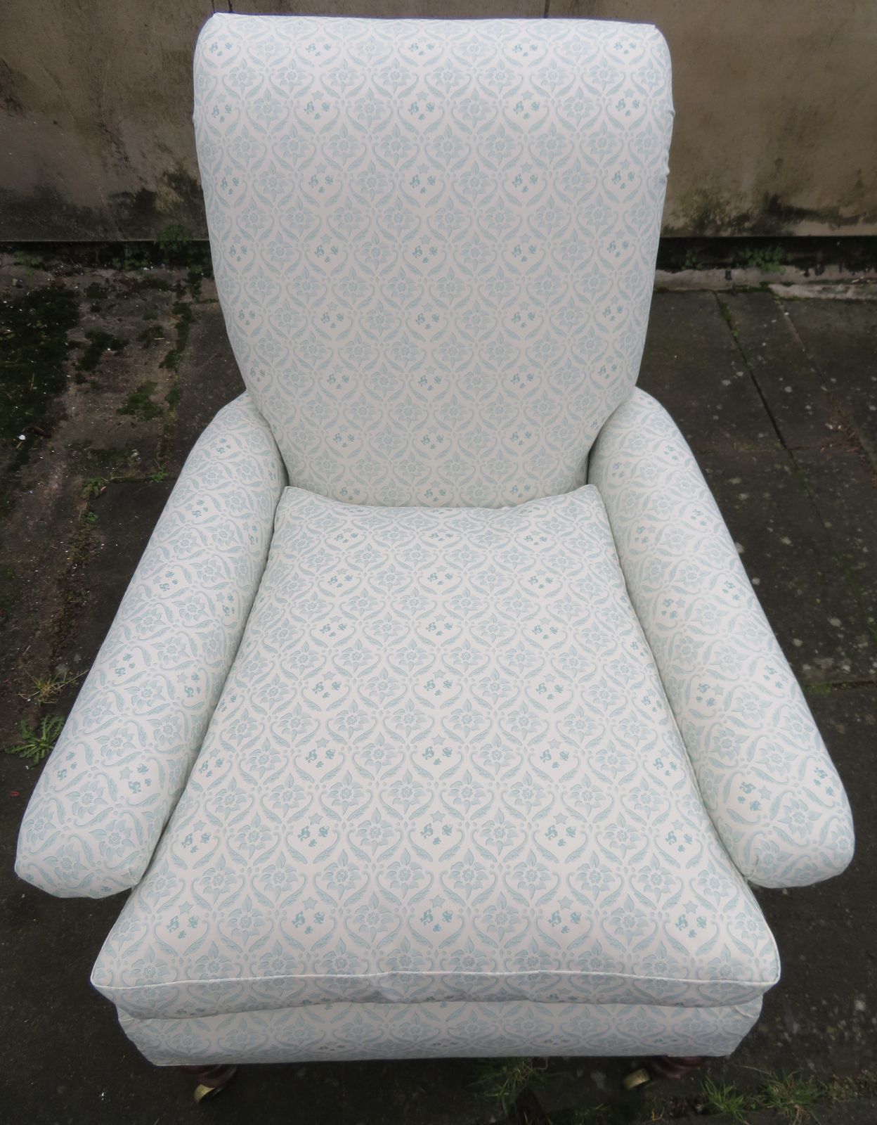 photo furniture Early Howard And Sons Willoughby Armchair.