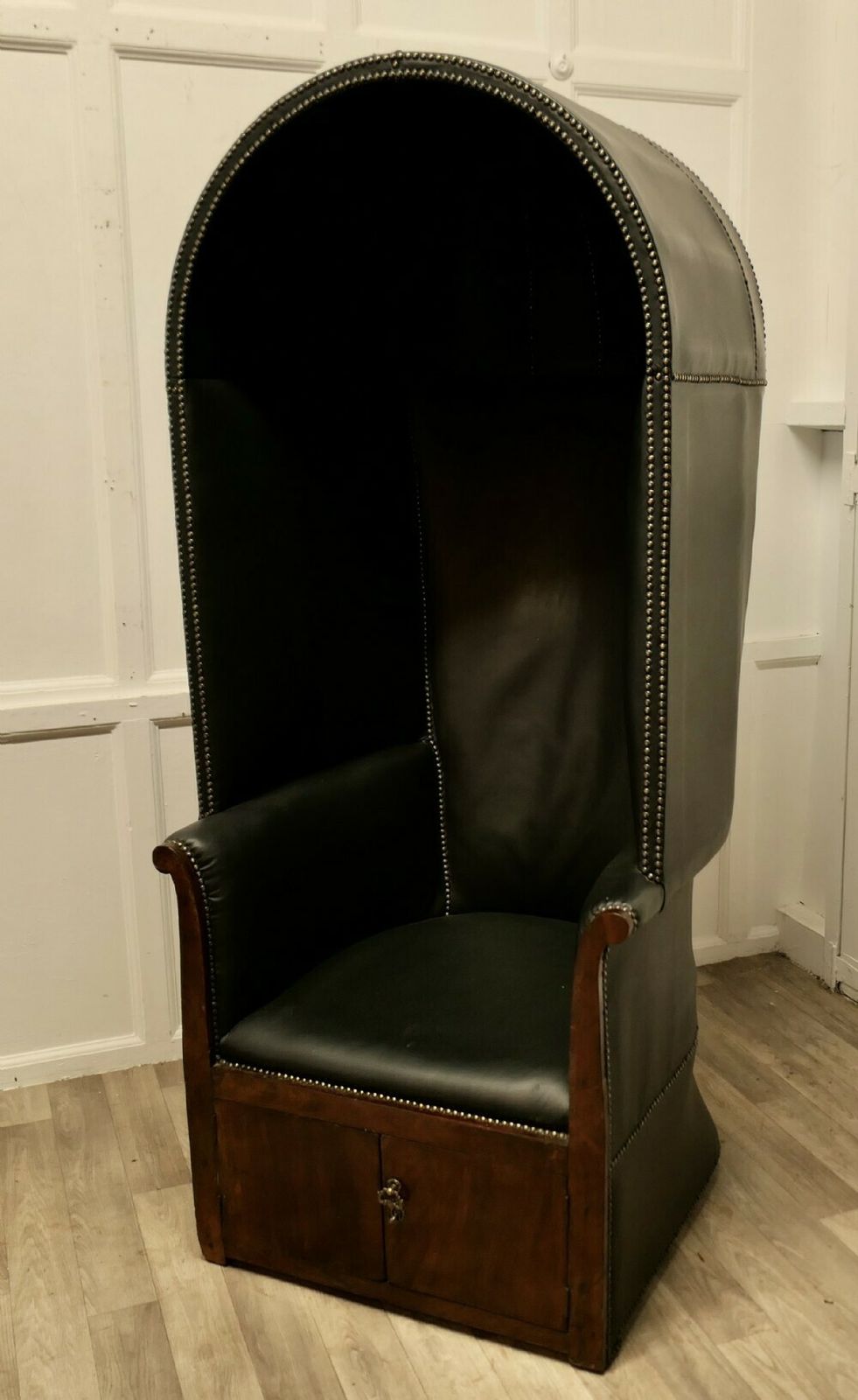 19th Century Hall Porters Chair photo furniture