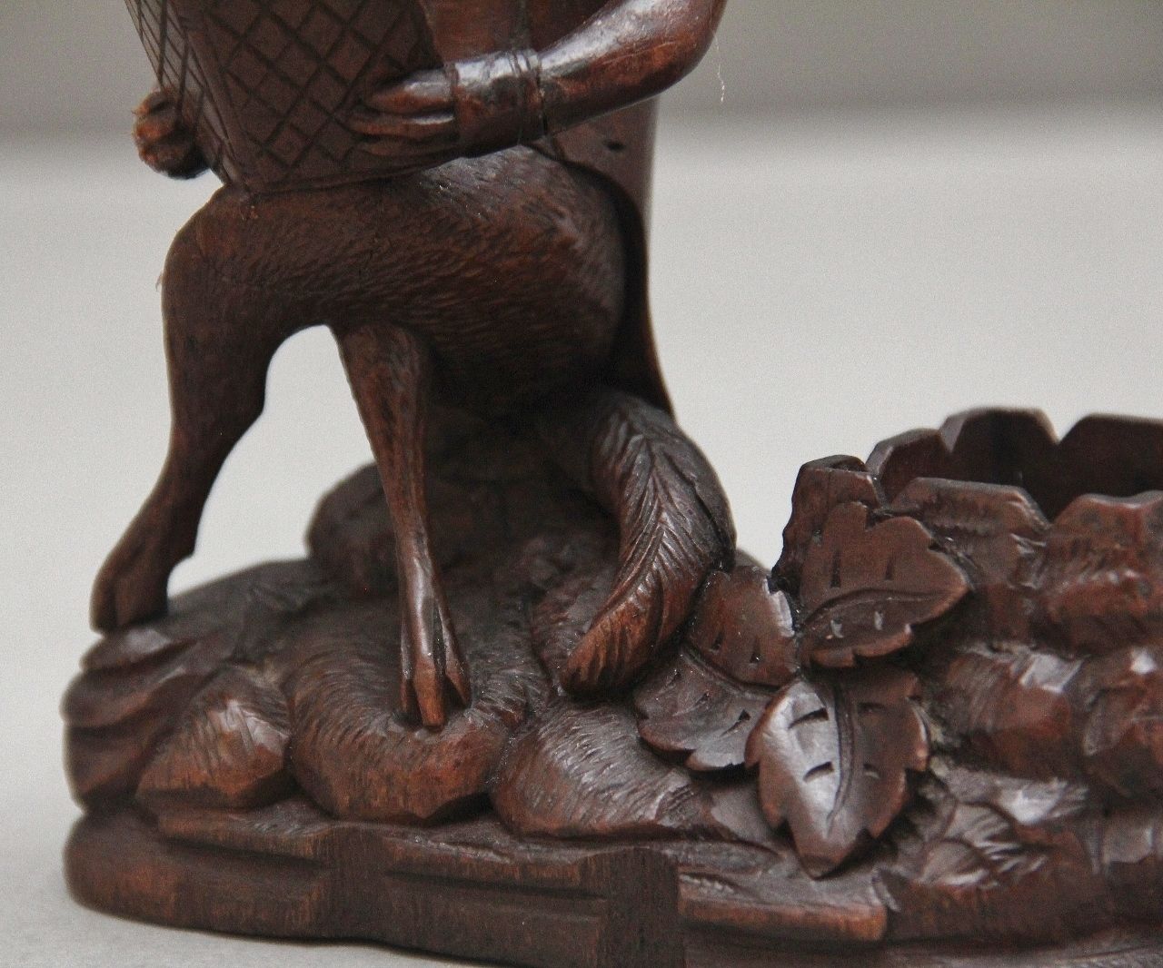 19th Century Black Forest Carving Of A Fox photo vinterior