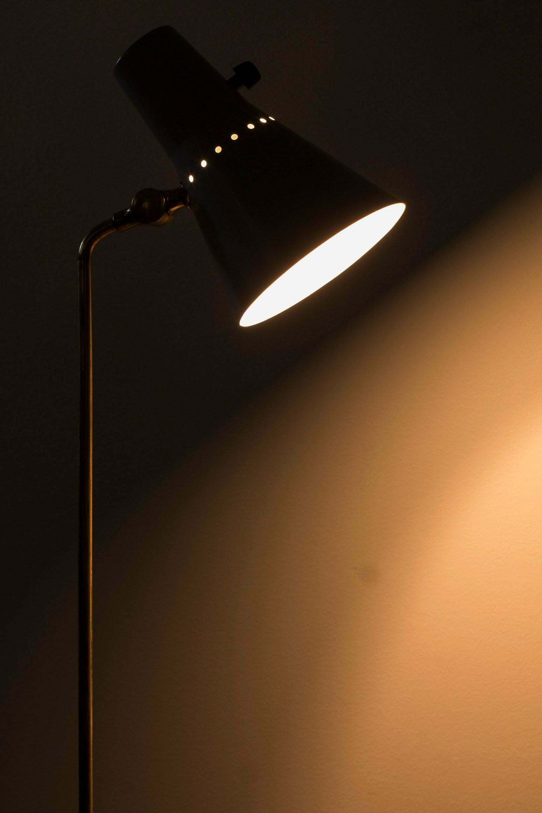 Floor Lamp No. 285 By Hans Agne Jakobsson photo vintage