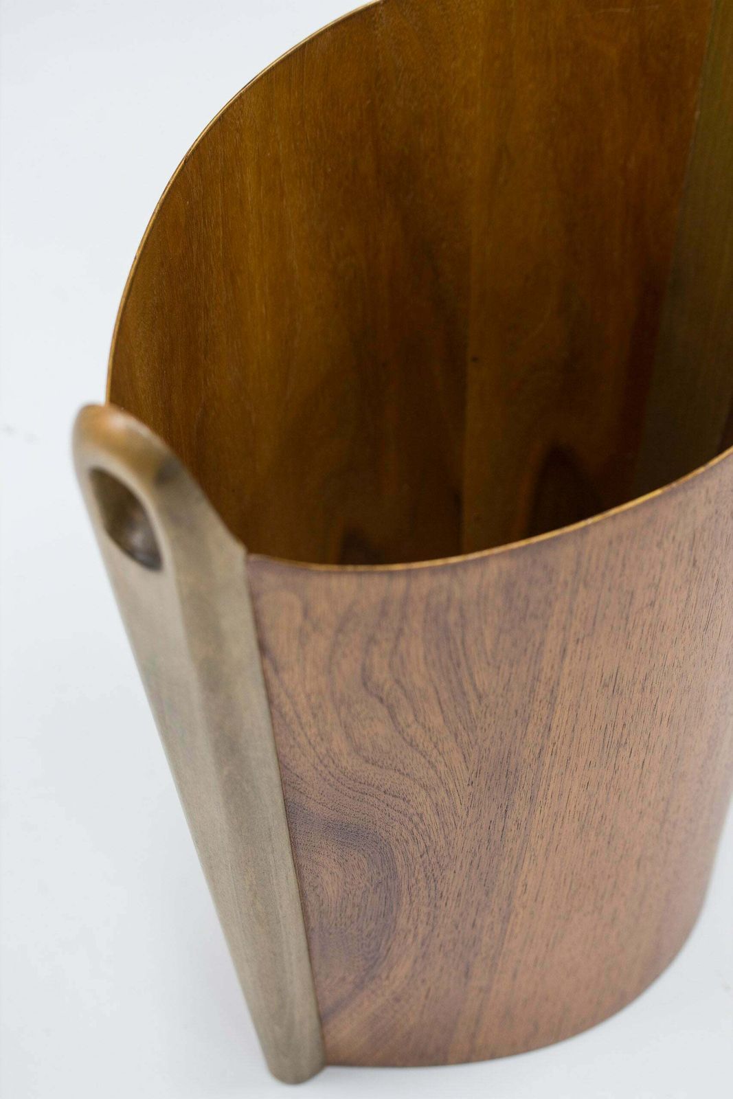 Wastepaper Bin By Einar Barnes photo vinterior