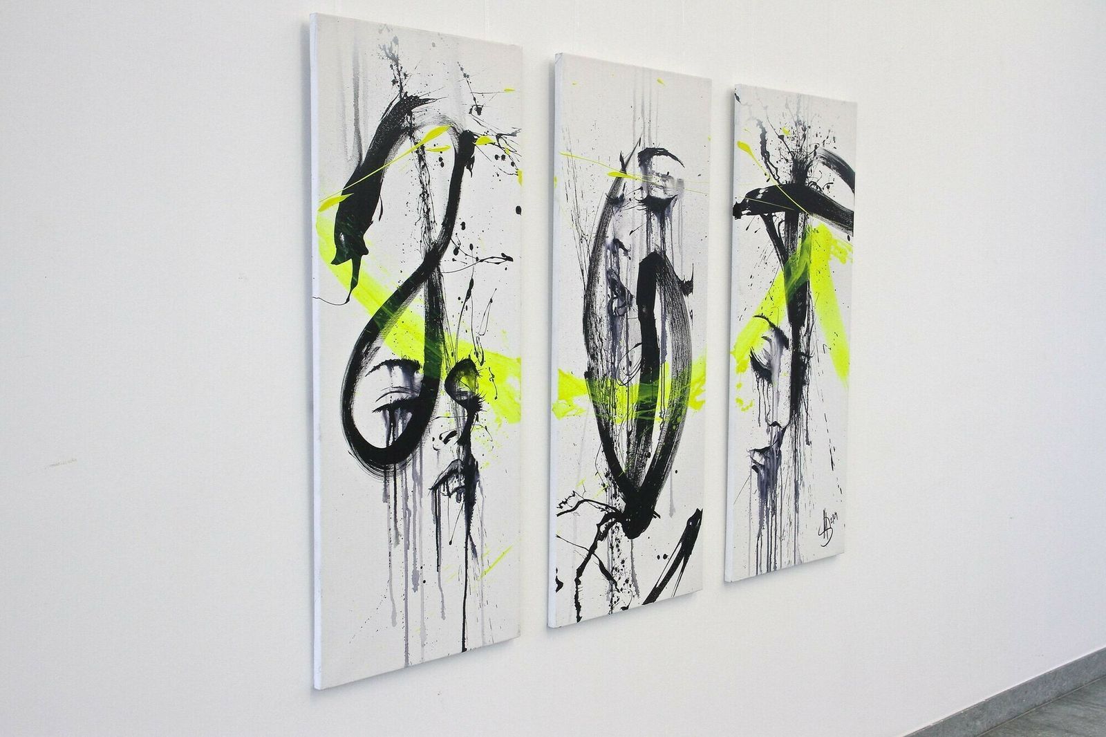 Three Part Painting "Eve & The Snake" By Ms, Acryl On Canvas, Austria 2024 photo furniture