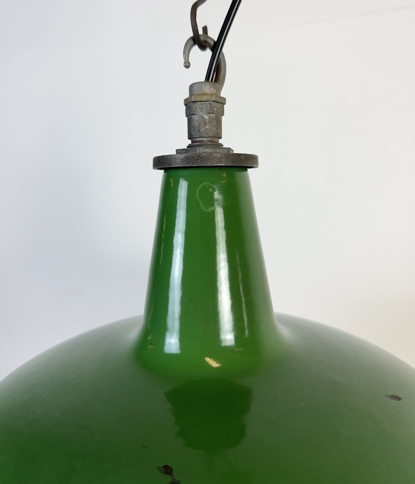 Industrial Green Enamel Factory Pendant Lamp From Revo, 1950s, 4x photo vinterior