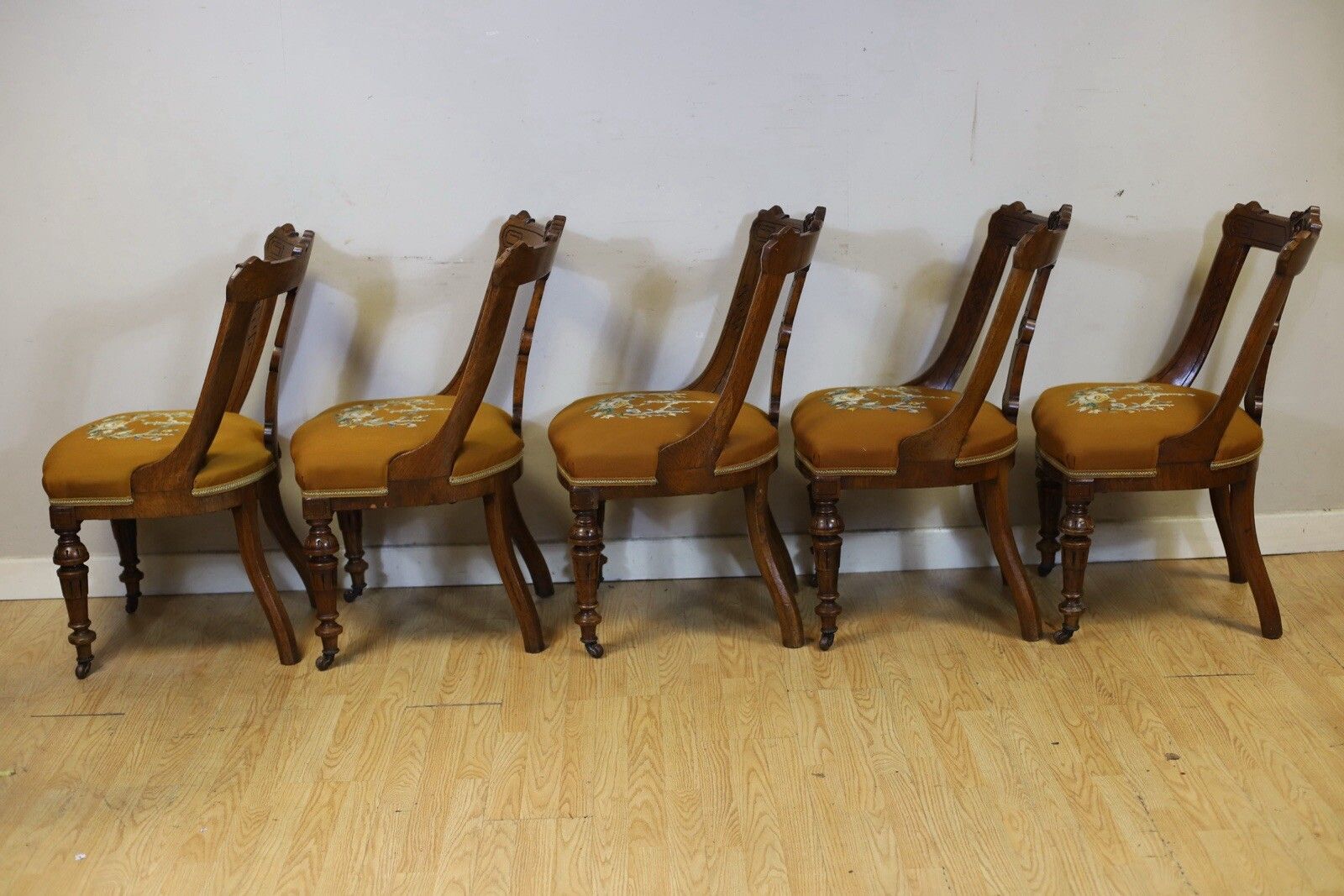 Stunning Set Of Fourteen Victorian Pollard Oak Dinning Chairs photo 6950.0