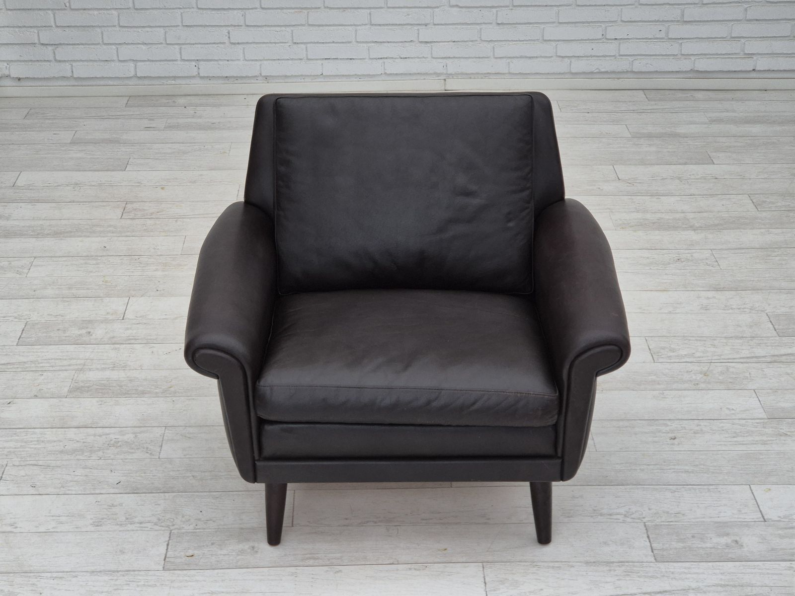 Ca. Jaren 1960, Deens Design Van Aage Christiansen, Model "Diplomat", Fauteuil Met Voetenbank. photo vintage