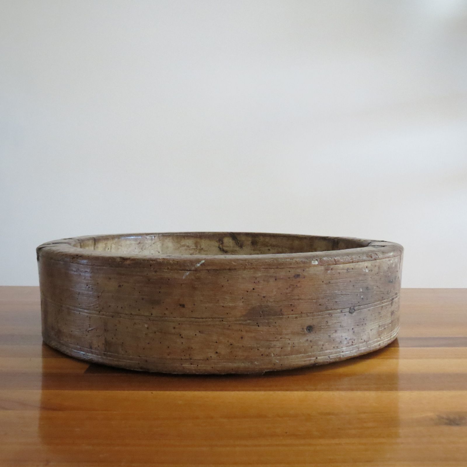 Antique 19th Century Large English Elm Wooden Straight Sided Dairy Wash Bowl photo furniture