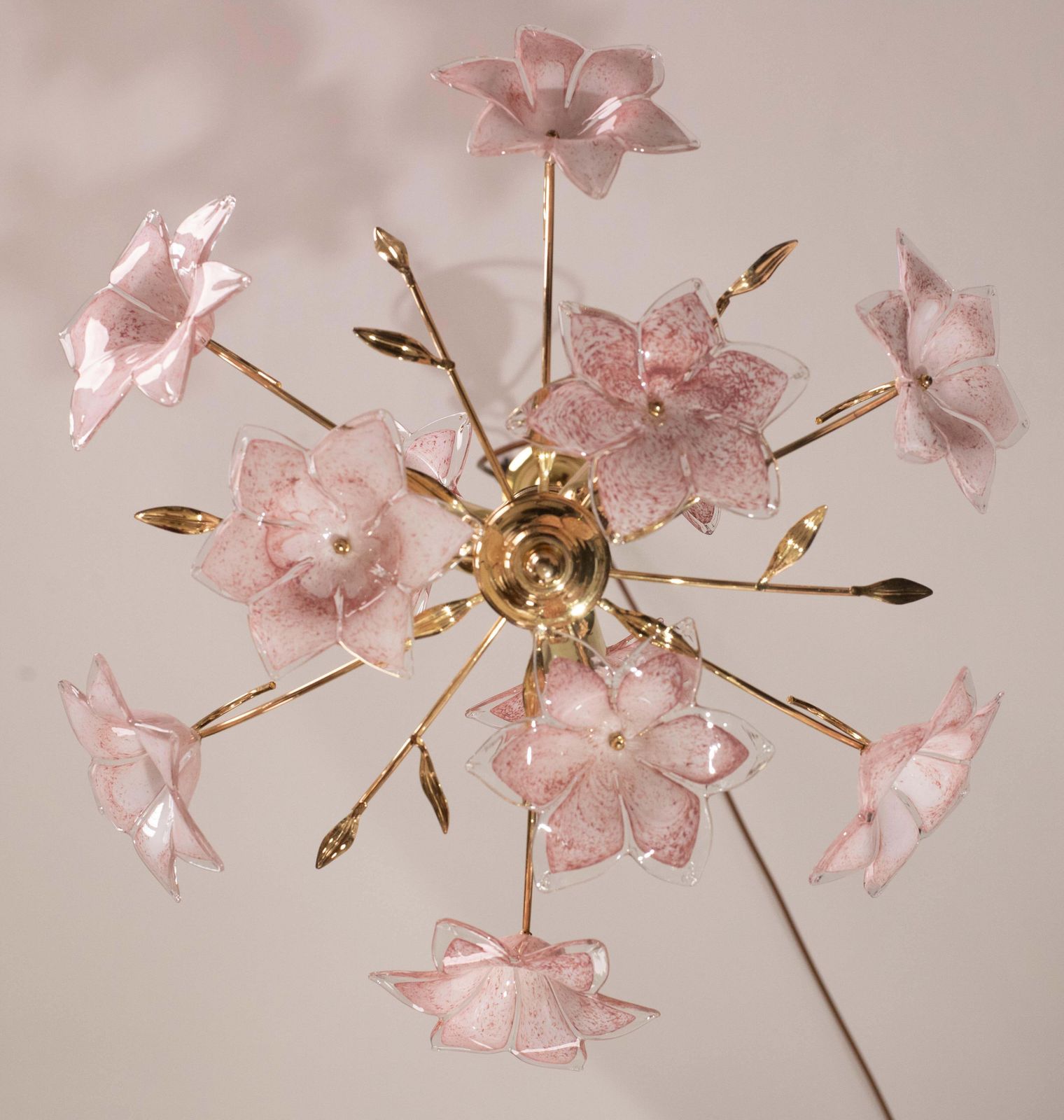 photo vinterior Charming Murano Glass Chandelier Pink Flowers, 1970