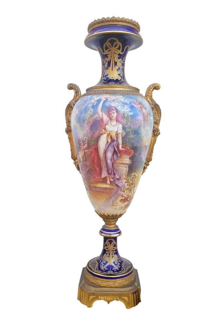 In The Taste Of Sèvres, Large Porcelain And Bronze Vase, 19th Century
