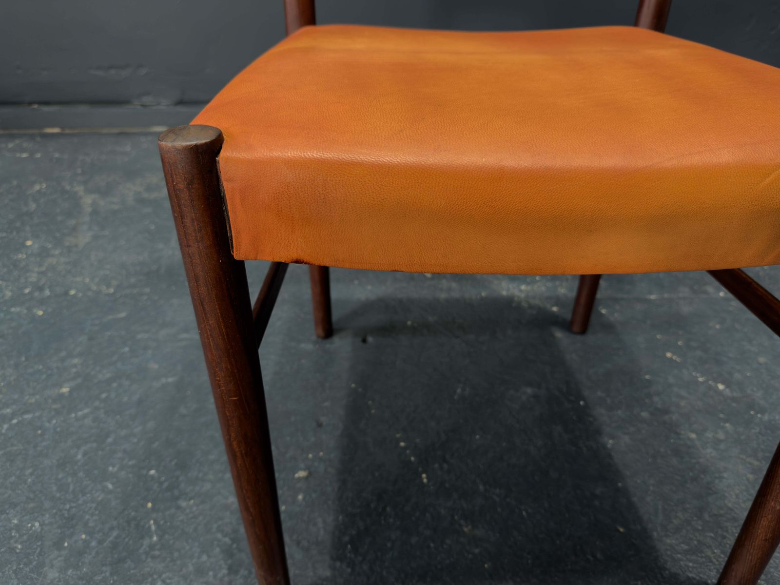 photo vinterior Set Of 4 Rosewood And Leather Chairs