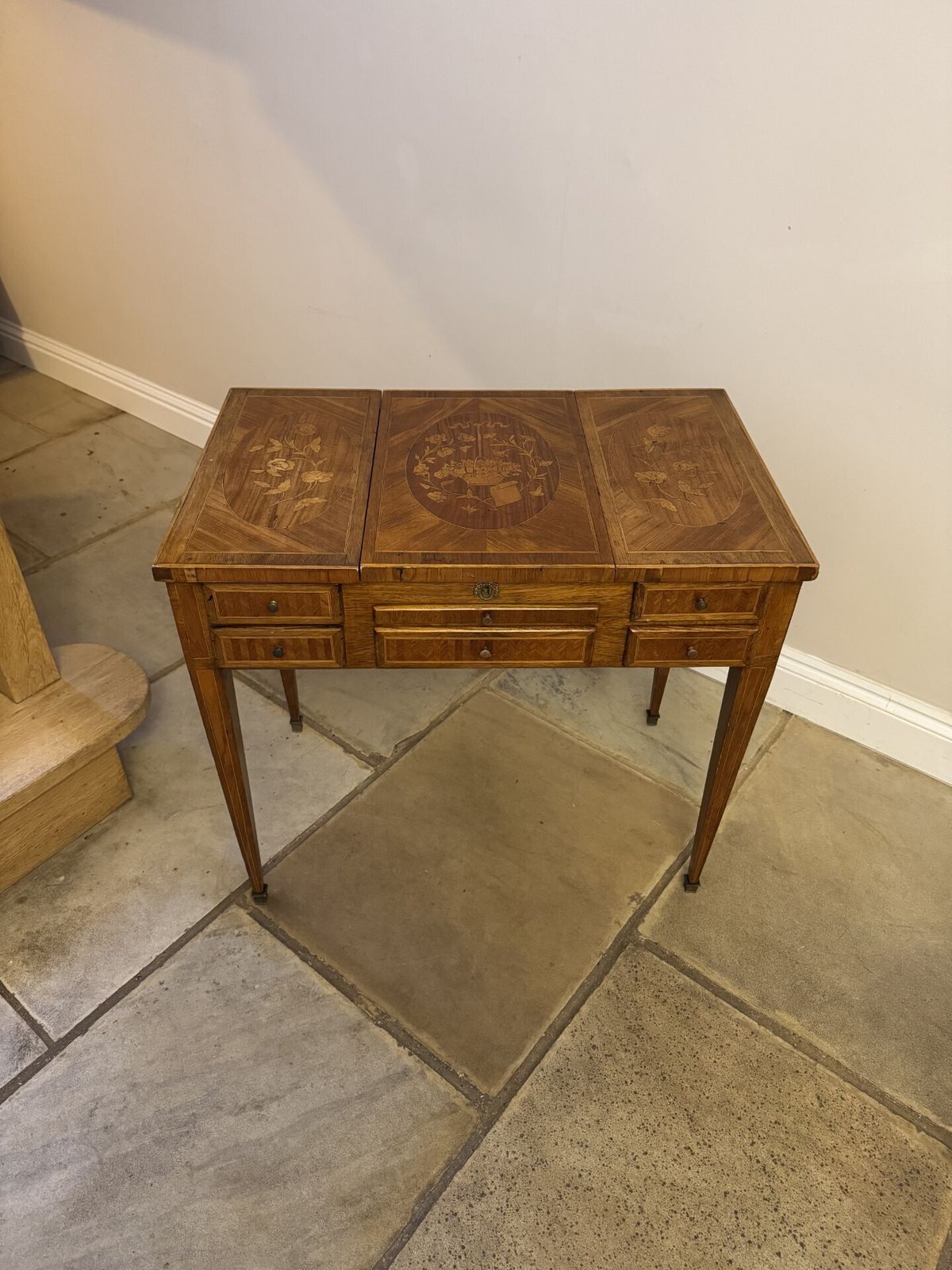 Attractive Antique French Ladies Quality Marquetry Inlaid Kingwood Dressing Table photo vintage
