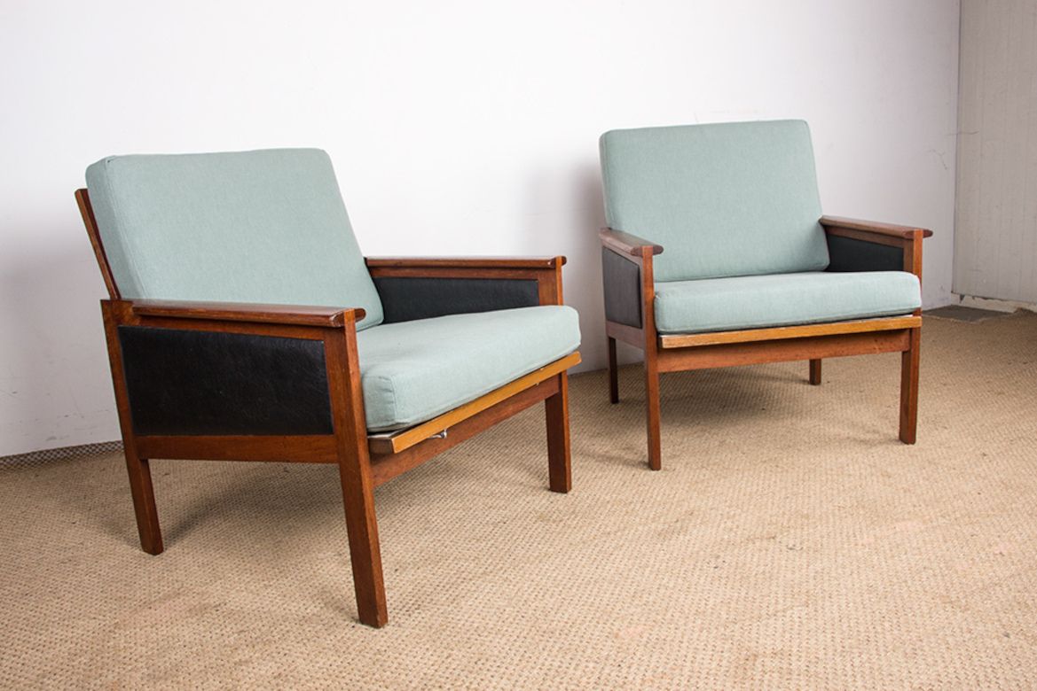 Pair Of Danish Armchairs In Teak, Fabric And Leather, Model N°4 Capella Illum Wikkelsø For Niels Eilersen 1960.