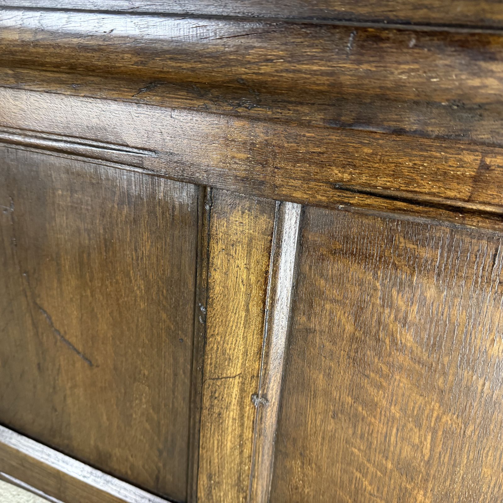 Small Section Of Antique Oak Wall Panelling With Moulded Top Rail photo vinterior