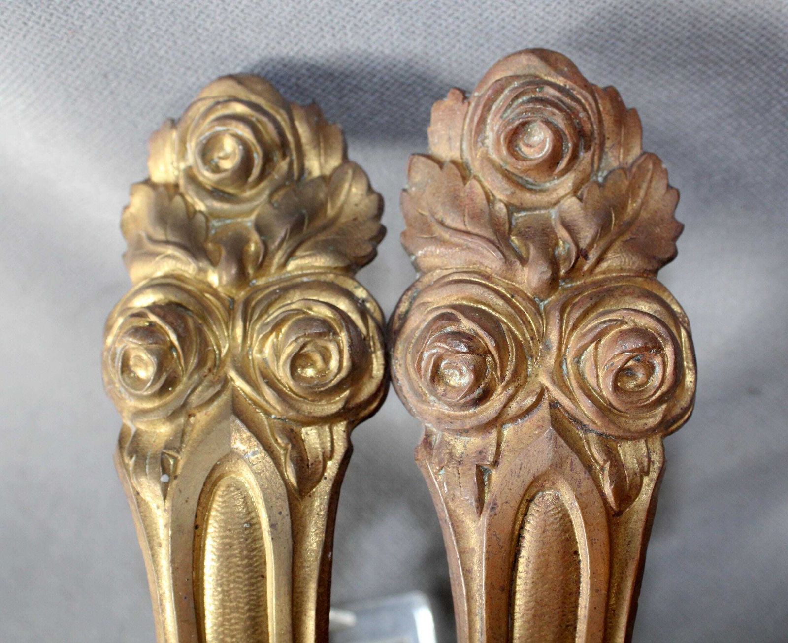 2 Antique Bronze French Empire Regency Gilt Curtain Tiebacks, Tie Backs, Cast Holdback, Bouquet Of Flowers, Curtain Holder Brackets, Ends photo for sale