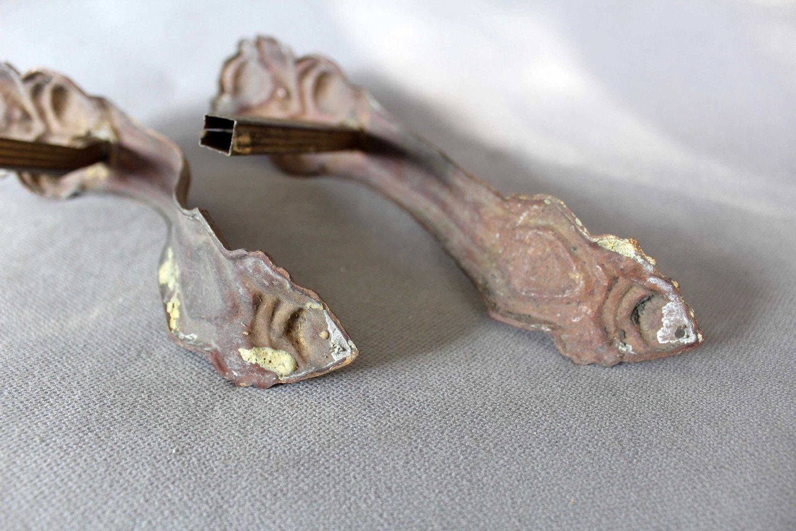 photo furniture 2 Antique Bronze French Empire Regency Gilt Curtain Tiebacks, Tie Backs, Cast Holdback, Bouquet Of Flowers, Curtain Holder Brackets, Ends