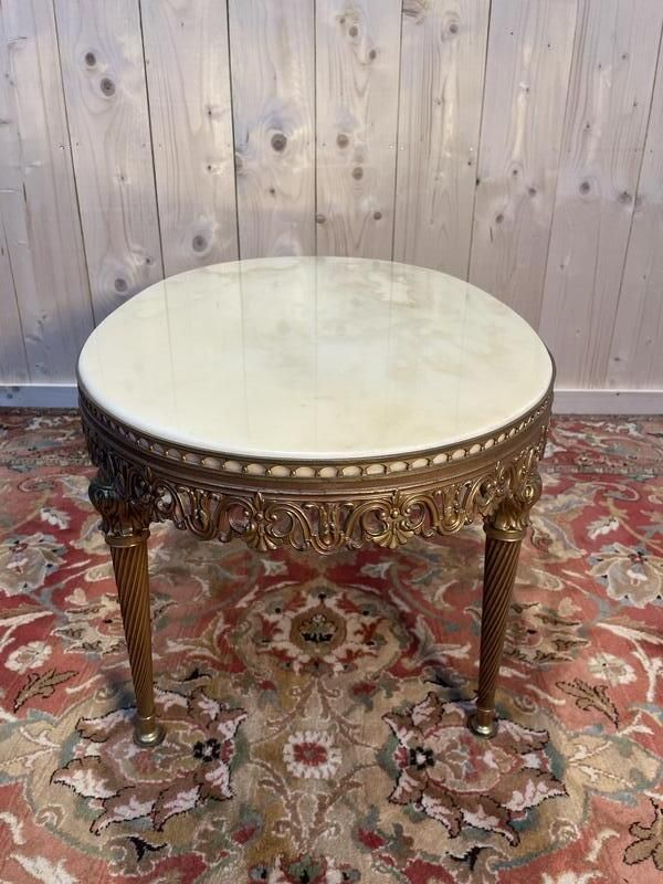 Table Basse Ovale De Style Louis  XVI photo for sale