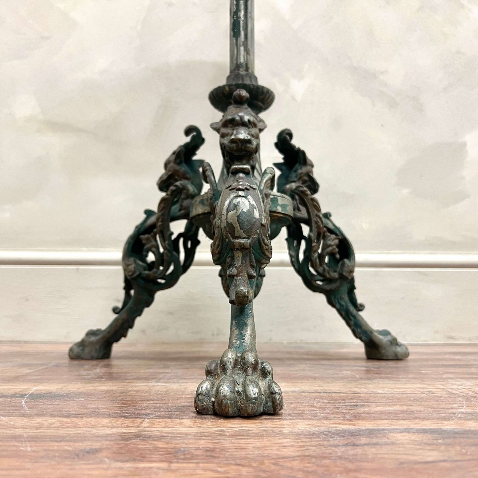 French 19th Century Green Lion Paw Floor Table Lamp photo furniture