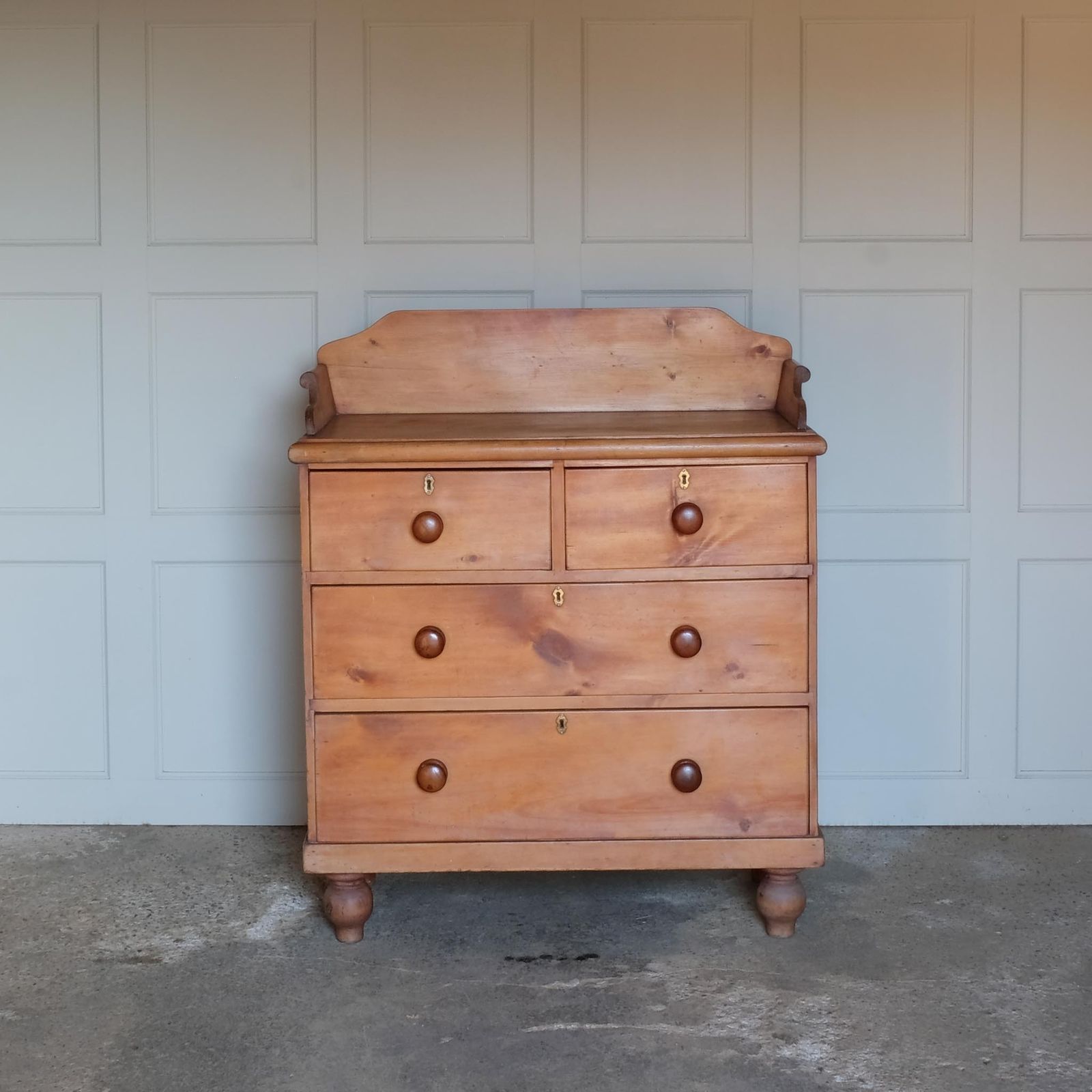 Edwardian Pine Chest Of Drawers photo 375.0