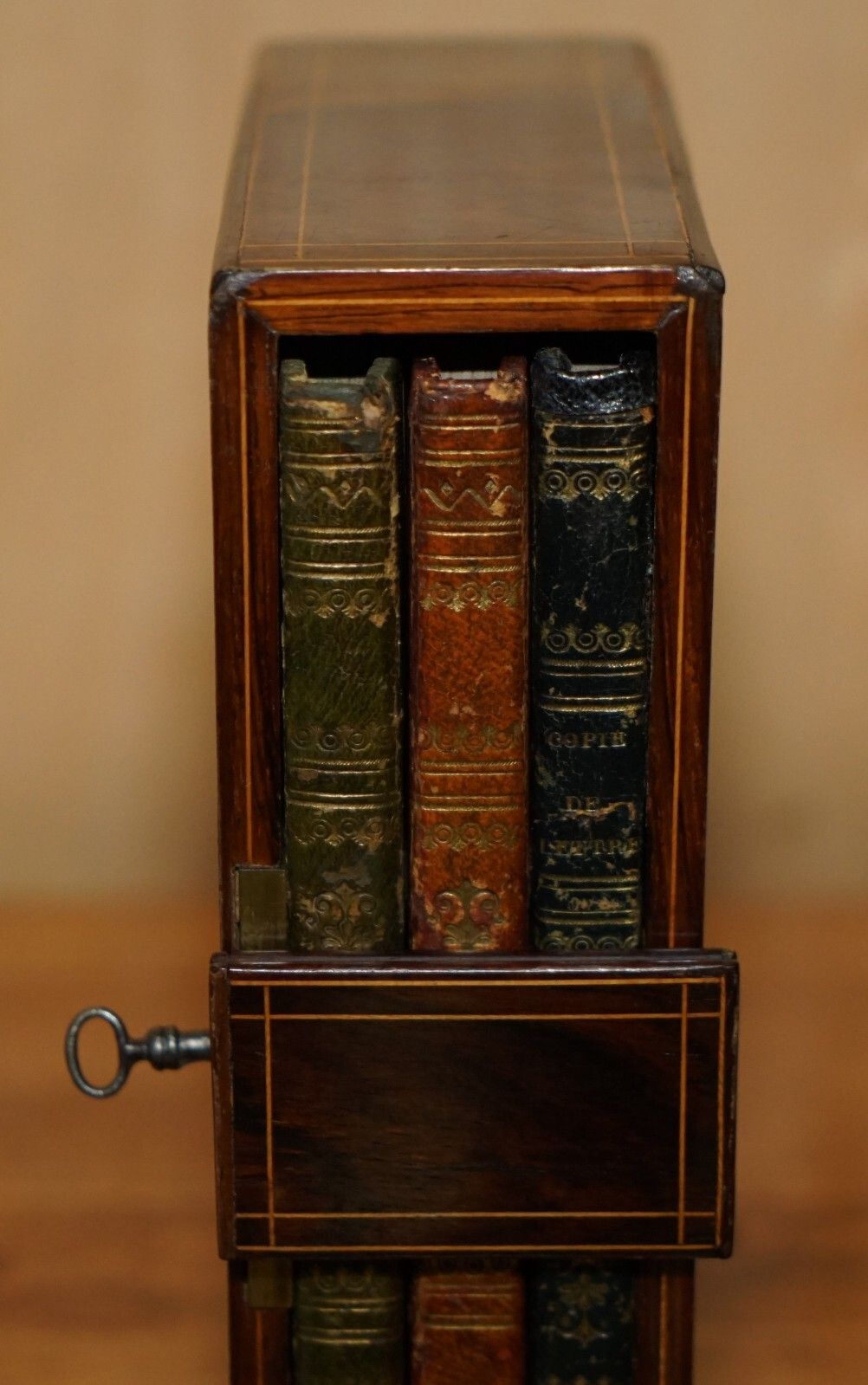 photo vintage Antique Regency Circa 1810 Rosewood Never Used Notepad Safe With Original Books