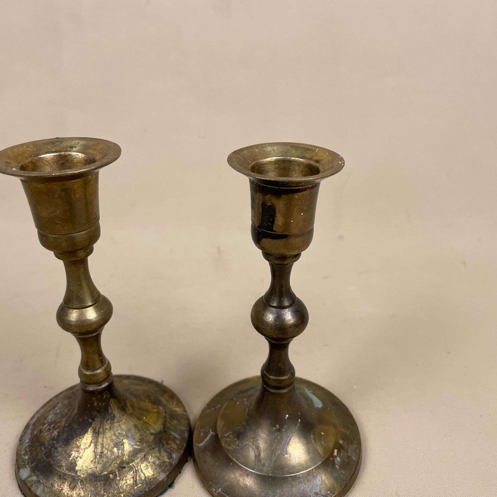 Antique Matching Pair Of Gold Brass Metal Candlestick Candle Stick Vintage Column Taper Dinner Candlesticks Round Base Column Pillar photo Home Decor